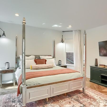 Newly Renovated Victorian Gem Perfect Space For Family Vacations! Pittsburgh Exterior foto